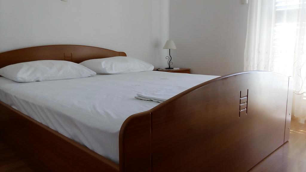 Guest House Karevic Hvar Town Luaran gambar